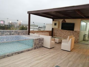Luminoso duplex de 3 dormitorios a la venta en Surco