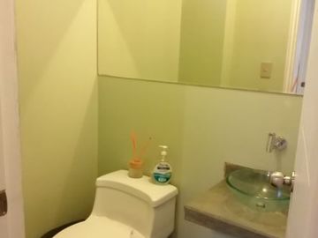 Luminoso duplex de 3 dormitorios a la venta en Surco