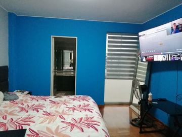 Luminoso duplex de 3 dormitorios a la venta en Surco