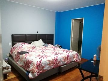 Luminoso duplex de 3 dormitorios a la venta en Surco
