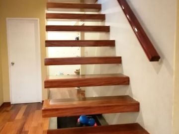 Luminoso duplex de 3 dormitorios a la venta en Surco