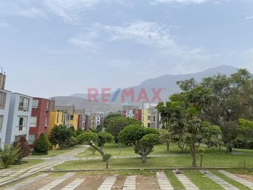 Venta De Acogedor Departamento En Alameda Del Corregidor Con Vista Externa A Areas Verdes