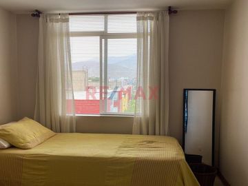 Venta De Acogedor Departamento En Alameda Del Corregidor Con Vista Externa A Areas Verdes