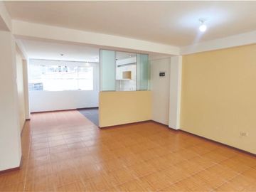VENTA DE LINDO Y ACOGEDOR  DEPARTAMENTO EN EL RIMAC
