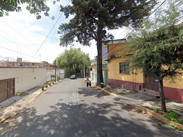 CASA EN VENTA EN COVE, ALVARO OBREGON JUNTO METRO OBSERVATORIO