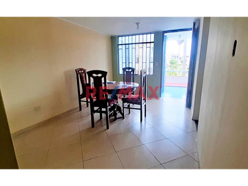 Departamento En 2Do Piso Con Hermosa Vista Al Parque + Estacionamiento /  Cerca Av. La Marina