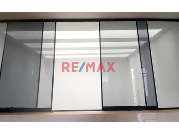 Departamento En 2Do Piso Con Hermosa Vista Al Parque + Estacionamiento /  Cerca Av. La Marina