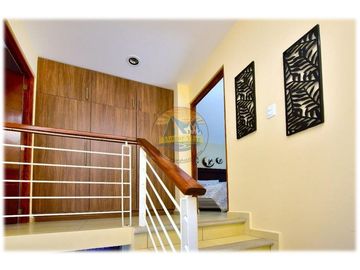 Casas con alberca, excelentes acabados