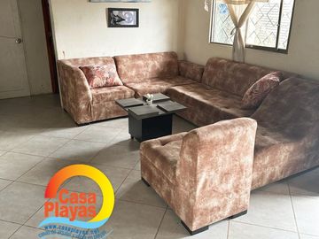 Casa de Venta en Playas, Sector Altamira, atrás Registro Propiedad