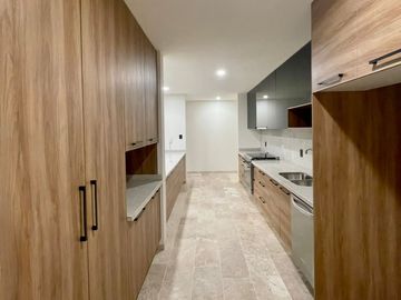 Casa en Venta en SLP, San Angel V