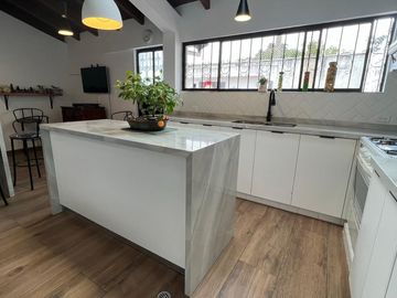 VENTA CASA EN EL TRIANGULO  SAN RAFAEL – VALLE DE LOS CHILLOS