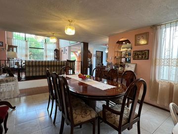 VENTA CASA EN EL TRIANGULO  SAN RAFAEL – VALLE DE LOS CHILLOS