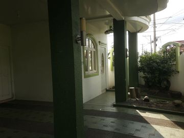 8 BR house in Batangas for sale, Villa Teresa