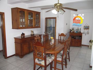 Casa grande de Venta en Playas Villamil, Ciudadela Victoria