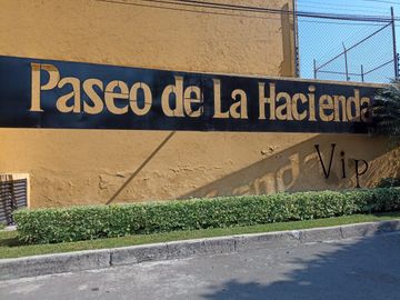 $2,299,999 Cuatro Recámaras Todas con Baño, La Hacienda Tezoyuca,  Emiliano Zapata, Morelos