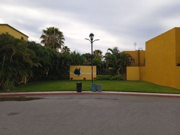 $2,299,999 Cuatro Recámaras Todas con Baño, La Hacienda Tezoyuca,  Emiliano Zapata, Morelos