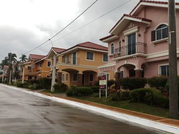 House and Lot in Suntrust Verona near Tagaytay