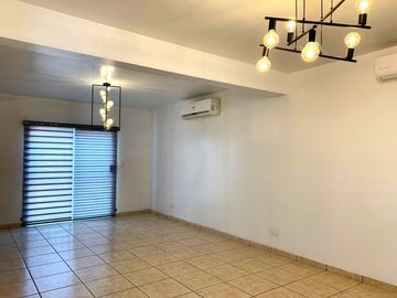 Renta casa en Villas del Mediterráneo