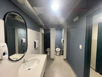 Alquiler De Moderna Oficina Inteligente De Estreno, En Edificio Pod Marcan