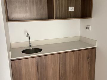 Alquiler De Moderna Oficina Inteligente De Estreno, En Edificio Pod Marcan