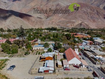 Venta de cervecería artesanal más casa en Paihuano, Valle del Elqui. $165 millones