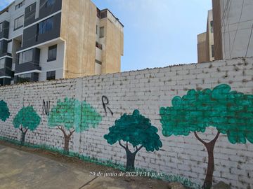 SE VENDE TERRENO RESIDENCIAL EN LA CASTELLANA - SURCO