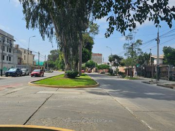 SE VENDE TERRENO RESIDENCIAL EN LA CASTELLANA - SURCO