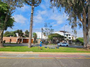SE VENDE TERRENO RESIDENCIAL EN LA CASTELLANA - SURCO