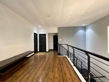 5BR House and Lot For Sale in Pacita San Pedro Laguna