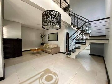 5BR House and Lot For Sale in Pacita San Pedro Laguna