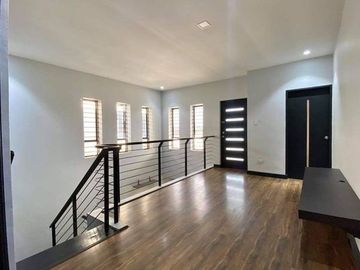 5BR House and Lot For Sale in Pacita San Pedro Laguna