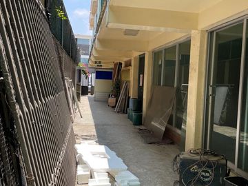 EDIFICIO COMERCIAL EN RENTA, EN COLONIA CIPRÉS TOLUCA