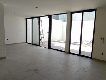 CASA en Mayorazgo Priv Santa Lucia