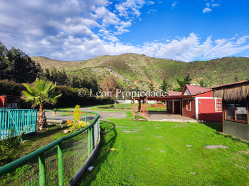 Leon Propiedades vende parcela con casa en Cuyuncavi, Curacaví.