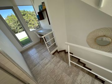 Casa a estrenar de venta secotr pomasqui