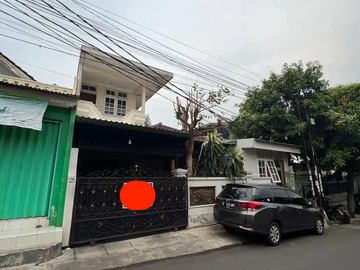 Rumah Akses Mobil, 550 Meter Ke Jalan Raya Pahlawan Bintaro