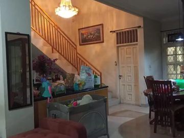 Rumah Akses Mobil, 550 Meter Ke Jalan Raya Pahlawan Bintaro