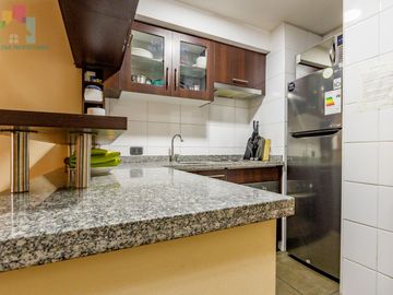 Venta departamento Monjitas / San Antonio