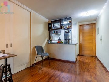 Venta departamento Monjitas / San Antonio