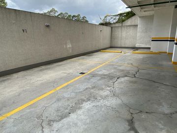Vendo $127.900 Exclusivo y moderno Dpto. de 2 Dormitorios dentro de la Urb. El Condado