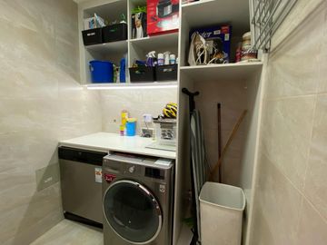 Vendo $127.900 Exclusivo y moderno Dpto. de 2 Dormitorios dentro de la Urb. El Condado