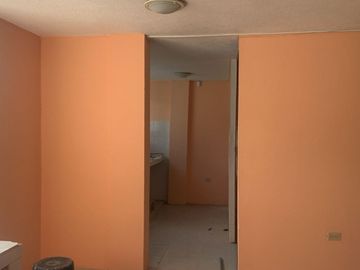 LA MENA, EN VENTA CASA 5 DEPARTAMENTOS