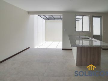Casa a la venta en Racar-Cuenca