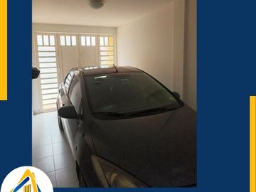 SE VENDE CASA BARRIO ARAGUANEY