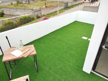 VENTA CASA VIP LOS CHILLOS - Moderna con Terraza, piscina, zona de fogata - Últimas 2 casas