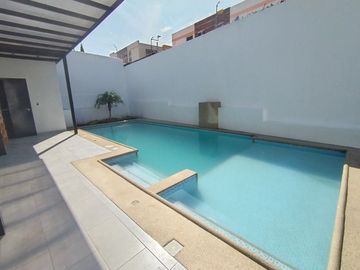 VENTA CASA VIP LOS CHILLOS - Moderna con Terraza, piscina, zona de fogata - Últimas 2 casas