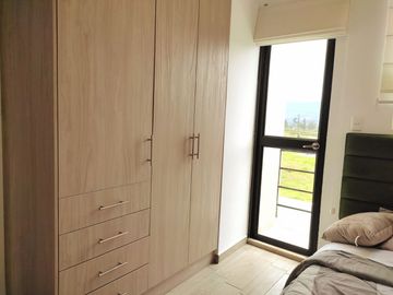 VENTA CASA VIP LOS CHILLOS - Moderna con Terraza, piscina, zona de fogata - Últimas 2 casas