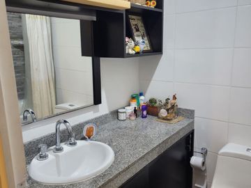 VENDO DEPARTAMENTO EN EL CONDOMINIO LAGUNAS DEL CHIPE