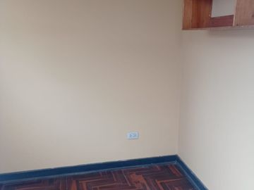 AMPLIO Y CÓMODO DUPLEX CON ESTACIONAMIENTO EN PUEBLO LIBRE, FRENTE A PARQUE
