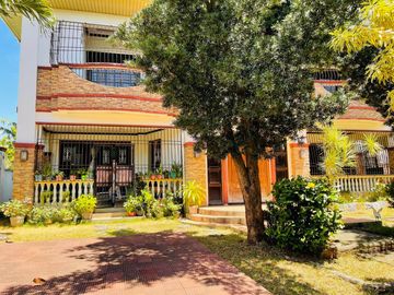 589 SQM. SINGLE DETACHED HOUSE AND LOT IN TOWN AND COUNTRY DASMARINAS CAVITE NEAR DE LA SALLE DASMARINAS - ST. JUDE COLLEGE DASMA -  EMILIO AGUINALDO 